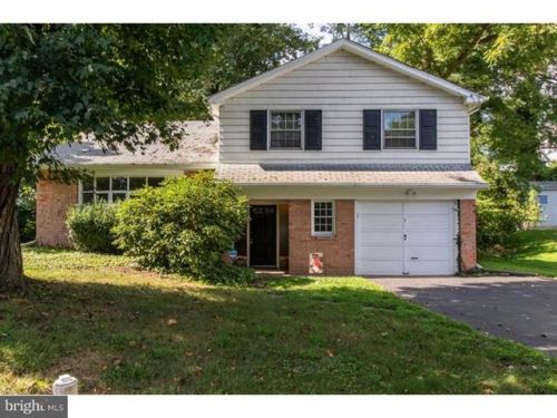 8012 Ellen Ln, Cheltenham, PA 19012-1208