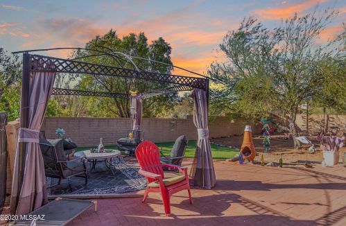 5620 Territory Dr, Tucson AZ 85750-1732 exterior