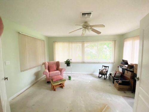 5704 Paleo Pines Cir, Fort Pierce FL  34951-2351 exterior