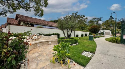 854 Congressional Rd, Simi Valley CA 93065-6613 exterior