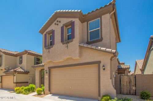 16572 Jenan Dr, Sun City, AZ 85388