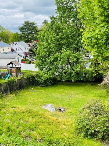 161 Hillcrest Rd, Mount Vernon NY  10552-1510 exterior