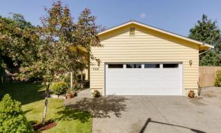 7106 Church Creek Cir, Camano Island, WA 98292-7460