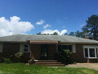 216 Shore Side Rd, Chesapeake, VA 23320-6924