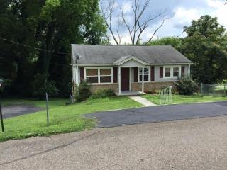 3202 Wimpole Ave, Knoxville, TN 37914-5644