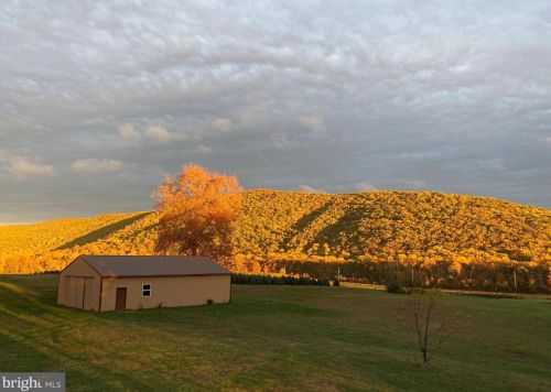 7 Pheasant Run Rd, Molino PA  17961-9183 exterior