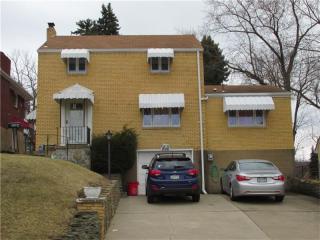 200 Crescent Pines Dr, Verona, PA 15147-3222