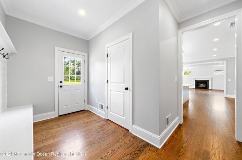 747 Sycamore Ave, Tinton Falls NJ 07724-3237 exterior