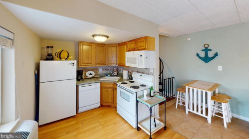 9510 Amherst Ave, Atlantic City NJ  08402-1080 exterior