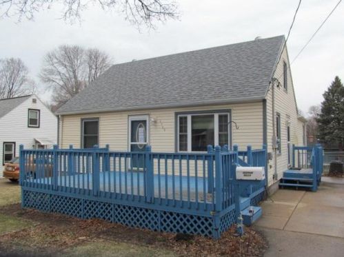 3922 Paus St, Madison, WI 53714-2437