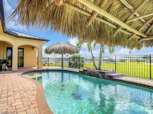 3510 15th Ter, Cape Coral FL  33993-4954 exterior