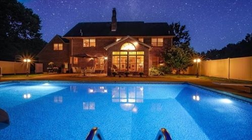 3969 Amhurst Dr, Hermitage, PA 16148-5409