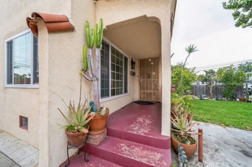 177 56th St, Long Beach, CA 90805-4025
