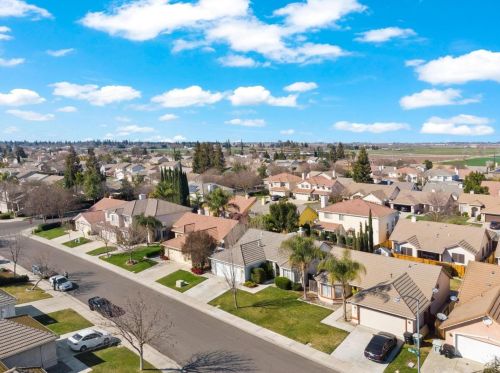 2613 Fiedler Way, Modesto CA  95355-9668 exterior