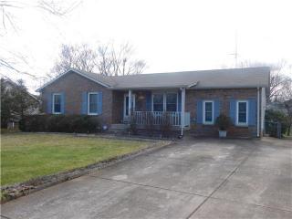 3406 Albert Dr, Clarksville, TN 37042-5838