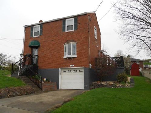 134 Demar Blvd, Canonsburg, PA 15317-2216