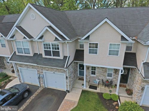 196 Maple Ct, Alburtis PA  18011-9592 exterior