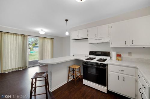 1207 Ohio St, Valpo IN  46383-3705 exterior