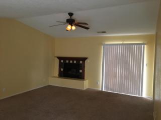 18 Apache Plume Rd, Los Lunas NM  87031-9545 exterior