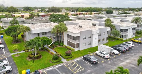 121 Flanders C, Delray Beach, FL 33484-5222