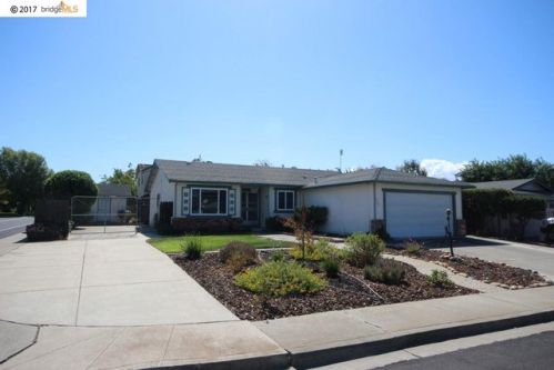 1905 Teresa Ln, Oakley, CA 94561-1637