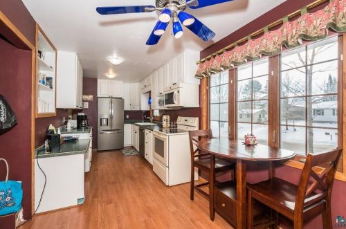 815 Almac Dr, Duluth MN  55810-2744 exterior