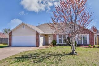 1532 Caddo Ave, Fayetteville, AR 72704-5597