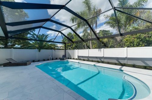 603 104th Ave, Naples FL  34108-3228 exterior
