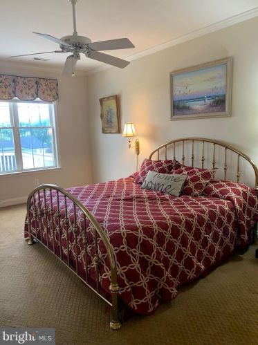 17653 Glass Ridge Pl, Gainesville VA  20155-3045 exterior