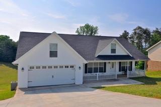 3012 Clover Hill Ridge Rd, Maryville, TN 37801-9522