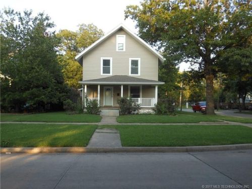 1120 Dewey Ave, Bartlesville, OK 74003-4938