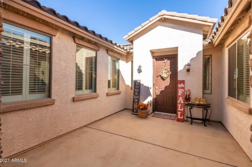 21404 Roundup Way, Queen Creek AZ  85142-3288 exterior