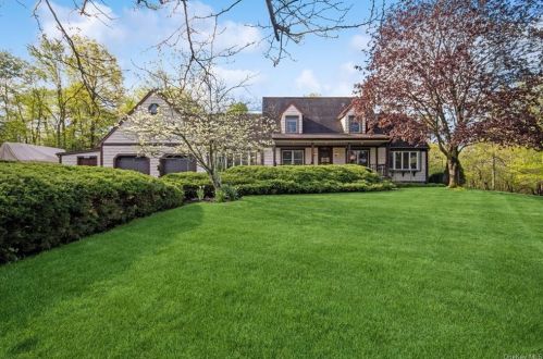 43 Arbor Rd, Camp Bell Hall, NY 10916-3018
