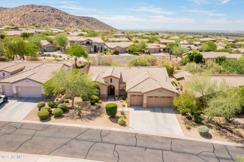 10769 Gelding Dr, Scottsdale, AZ 85255-1737
