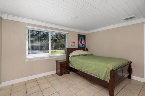 602 1st Ave, Ruskin FL  33570-4002 exterior