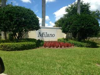 15490 Marcello Cir, Naples FL  34110-2838 exterior