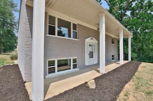 1001 Bay Rd, West Harrison IN  47060-9652 exterior