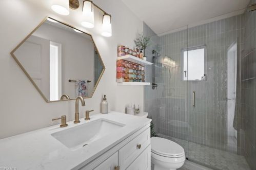 300 Country Clb Dr, Naples FL 34110-1144 exterior