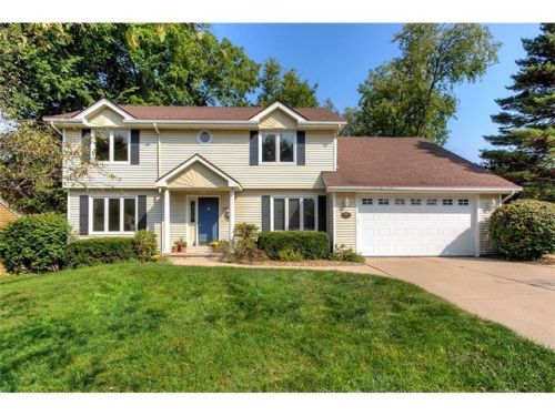 7005 Holcomb Ave, Des Moines, IA 50322-4863