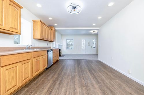 416 Park St, Bellefontaine OH  43311-2448 exterior