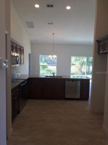 706 Pelican Ct, Kissimmee FL exterior