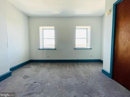 4233 Boone St, Philadelphia PA 19128-5003 exterior