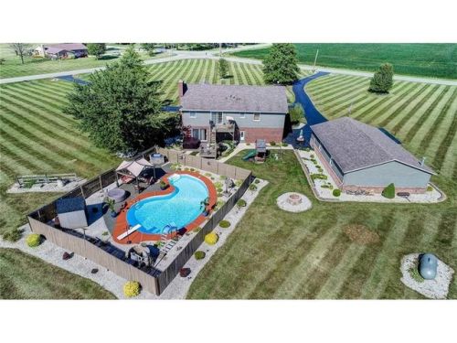 1431 Kuther Rd, Sidney, OH 45365-8616