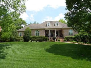 145 Almont Forest Dr, Clemmons, NC 27012-8885