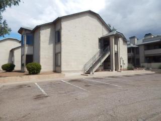 1715 Midvale Village Dr, Tucson, AZ 85746-1307
