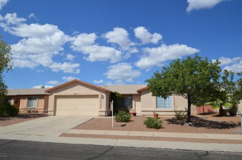 9021 Desert Aire St, Tucson AZ  85730-5736 exterior