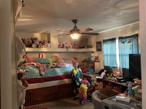 7405 Executive Woods Ct, Port Richey FL  34668-1653 exterior