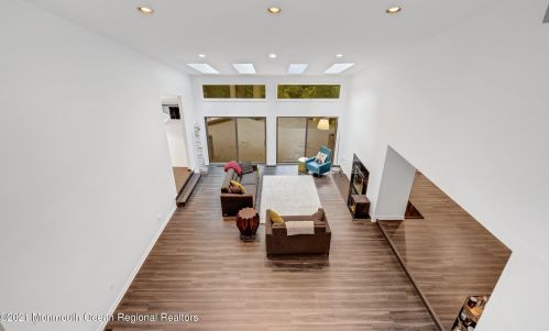 18 Marseille Ter, Morganville NJ  07751-9774 exterior