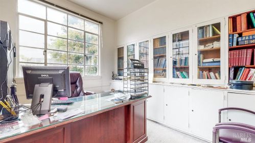 855 7 St, Santa Rosa CA  95401-6106 exterior