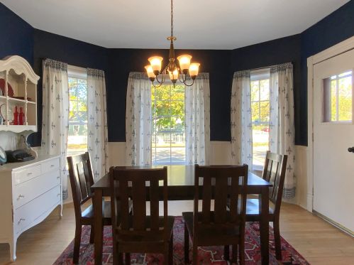 305 2nd St, Oconomowoc, WI 53066-3610